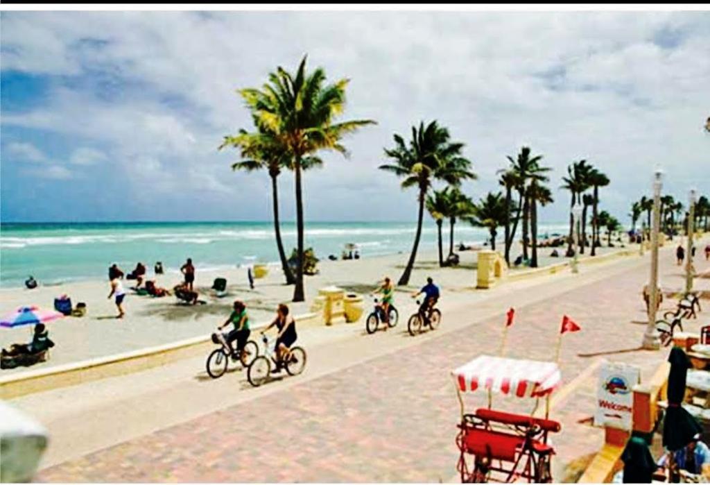 Hollywood Beachfront House Dış mekan fotoğraf